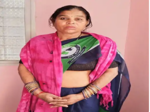 पुलिस ने आरोपी दूसरी पत्नी सूरज बाई को जानलेवा हमला करने के मामले में गिरफ्तार कर जेल भेज दिया है।