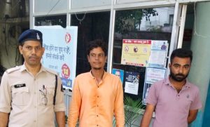 वसूली एजेंट बंटी और जितेंद्र गिरफ्तार।