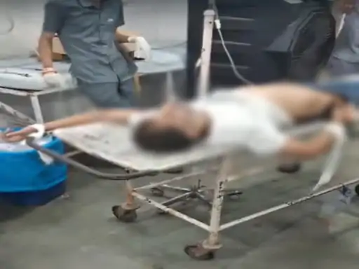 “छोटा पैकेट-बड़ा धमाका करूंगा” बोलकर महिला थाने के सामने बुजुर्ग ने पिया जहर