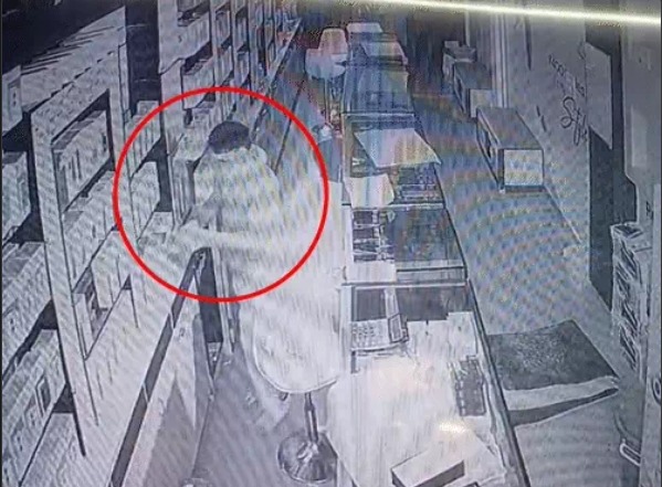 Ambikapur Mobile Chori