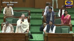 CG Vidhansabha Winter Session: धान खरीदी पर सदन में घमासान, सरकार निजी हाथों में सौंपना चाहती है सिस्टम - भूपेश बघेल