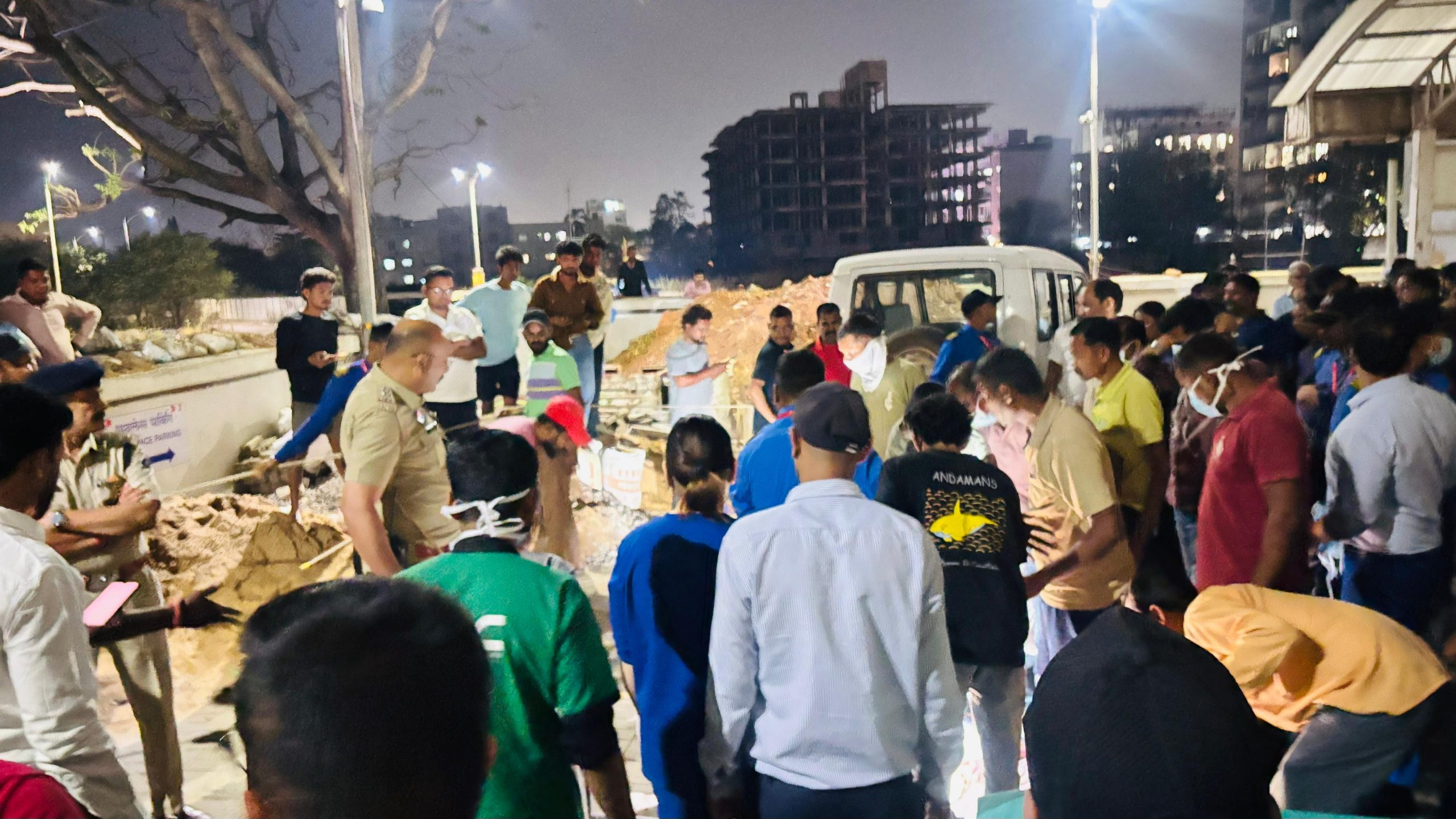 Raipur Breaking: रायपुर रामकृष्ण केयर हॉस्पिटल में गटर सफाई के दौरान बड़ा हादसा, 3 सफाई कर्मियों की दर्दनाक मौत