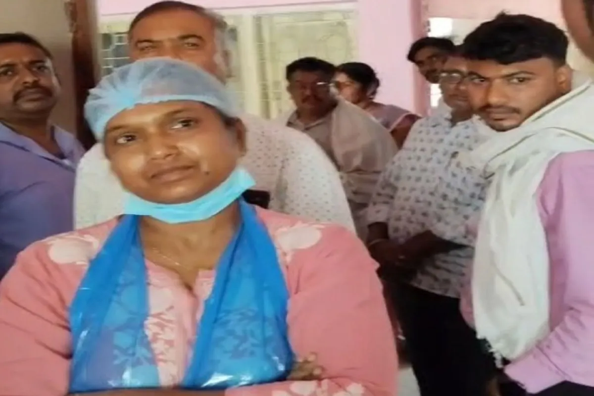 Ambikapur Doctor Video