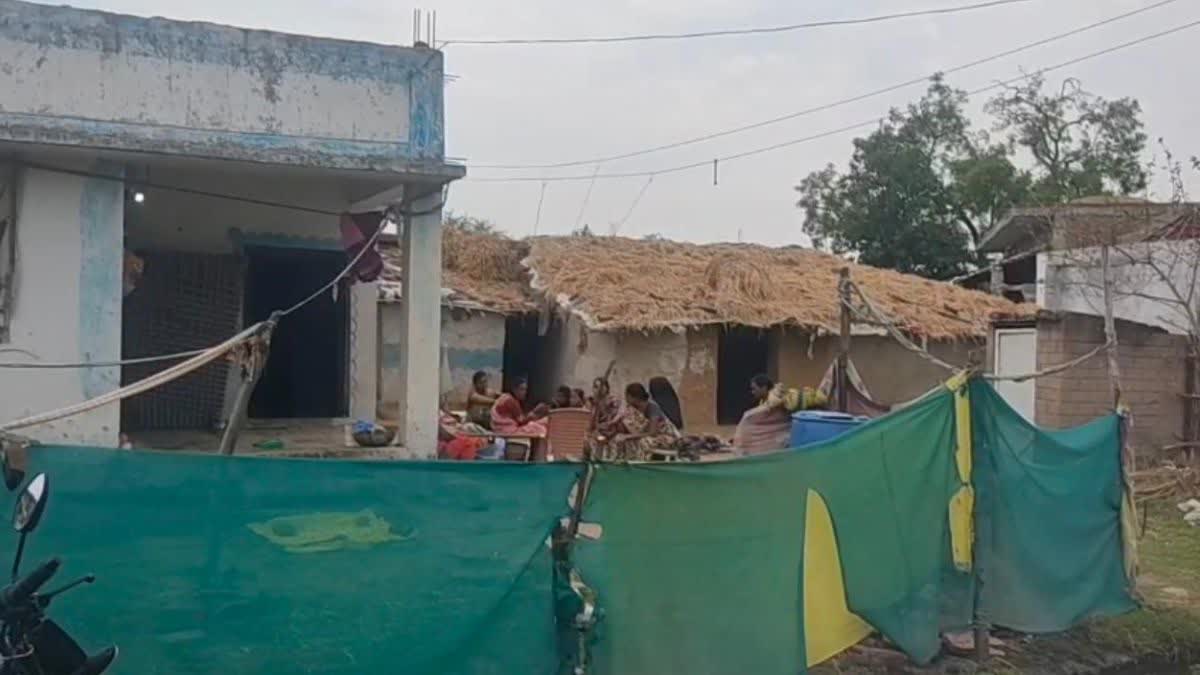 CG Double Murder: देवर ने भाभी और भतीजी को चाकू से गोदा, डबल मर्डर से सनसनी
