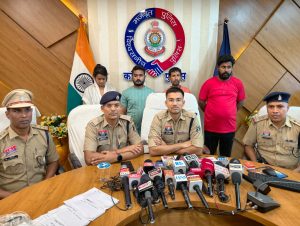 Kanker Murder: बॉयफ्रेंड संग मिलकर पति का मर्डर, शराब पिलाकर लगा दिए करंट; 4 आरोपी गिरफ्तार