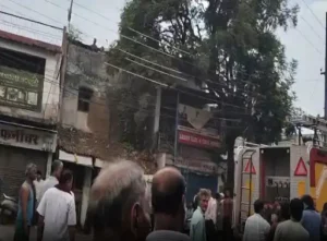Raipur Fire: रायपुर में किराना दुकान में लगी भीषण आग, मची अफरा-तफरी