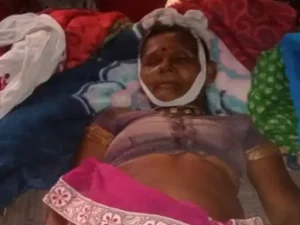 CG Lightning Strike: दंतेवाड़ा-बीजापुर-मनेंद्रगढ़ में बिजली गिरने से 3 महिलाओं की मौत; 5 दिन आंधी-बारिश का अलर्ट, 60KM की रफ्तार से चलेंगी हवा