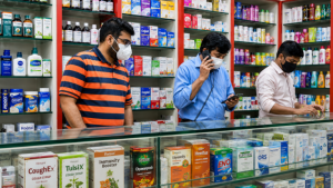 Alcohol Medicine Rules: बिना डॉक्टर की पर्ची नहीं मिलेंगी अल्कोहल वाली दवाएं, नियम लागू 7ouEiR8h 300x169