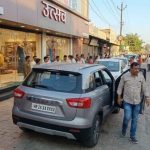 Durg Car Theft, Durg Car Cash Theft, Durg Car Cash Chori, कार का शीशा तोड़कर नकदी चोरी, दुर्ग कार चोरी,