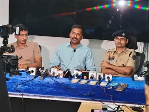Raipur News: सरोना की शराब दुकान में 7 लाख की चोरी, 4 अंतर्राज्यीय आरोपी