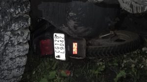 Korba Accident: छत्तीसगढ़ के कोरबा जिले के बांकीमोंगरा क्षेत्र में तेज रफ्तार ट्रेलर की टक्कर से बाइक सवार दो युवकों की मौत हो गई। हादसा सोमवार रात चांदनी चौक के पास हुआ। टक्कर इतनी जोरदार थी कि बाइक ट्रेलर के नीचे फंस गई।