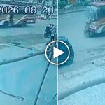 Raipur Accident: छत्तीसगढ़ की राजधानी रायपुर में गुरुवार को एक यात्री बस की टक्कर से स्कूटी सवार युवक और तीन वर्षीय मासूम घायल हो गए। हादसे के बाद दोनों को इलाज के लिए अस्पताल में भर्ती कराया गया। घटना का सीसीटीवी वीडियो भी सामने आया है।