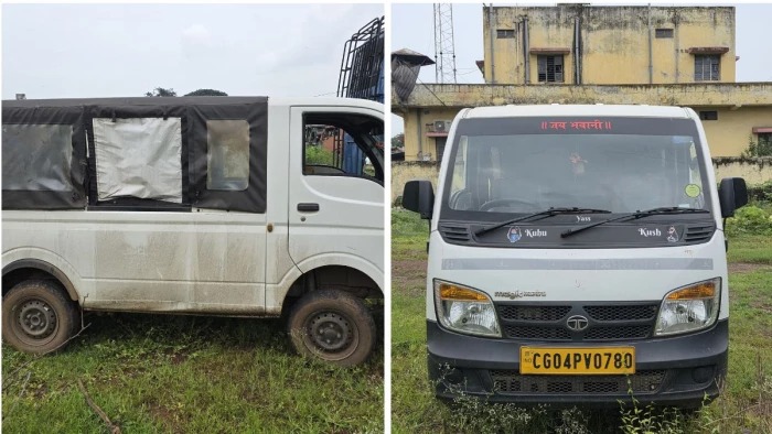 Raipur Murder: राजधानी रायपुर के धरसींवा थाना क्षेत्र में शुक्रवार तड़के रात्रि गश्त के दौरान पुलिस को टाटा मैजिक वाहन में चादर से लिपटा एक शव मिला। शुरुआती जांच में पुलिस हत्या की आशंका जता रही है। माना जा रहा है कि आरोपी शव को ठिकाने लगाने की फिराक में थे, लेकिन पुलिस की गश्त देखकर वाहन छोड़कर फरार हो गए।