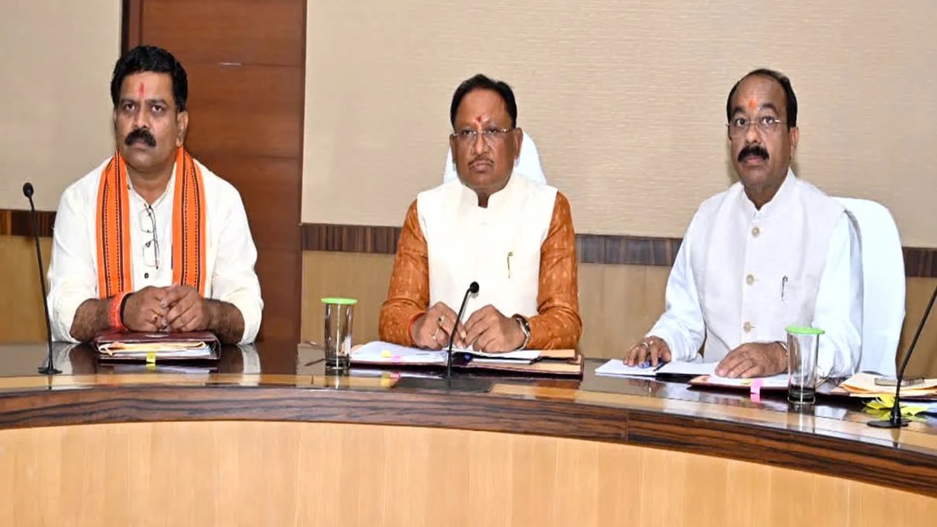 CG Cabinet Meeting: मुख्यमंत्री विष्णु देव साय की अध्यक्षता में छत्तीसगढ़ मंत्रिपरिषद की बैठक 11 अक्टूबर, रविवार को दोपहर 12 बजे मुख्यमंत्री निवास कार्यालय, सिविल लाइन रायपुर में आयोजित होगी। बैठक में राज्य सरकार के सभी मंत्री शामिल होंगे।