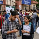 CG Teacher Vacancy: छत्तीसगढ़ में सहायक शिक्षक और शिक्षक पदों के लिए होने वाली भर्ती परीक्षा पर हाईकोर्ट ने रोक लगा दी है। बिलासपुर हाईकोर्ट की डिवीजन बेंच ने मामले में सुनवाई करते हुए राज्य शासन को नोटिस जारी कर जवाब पेश करने के निर्देश दिए हैं।