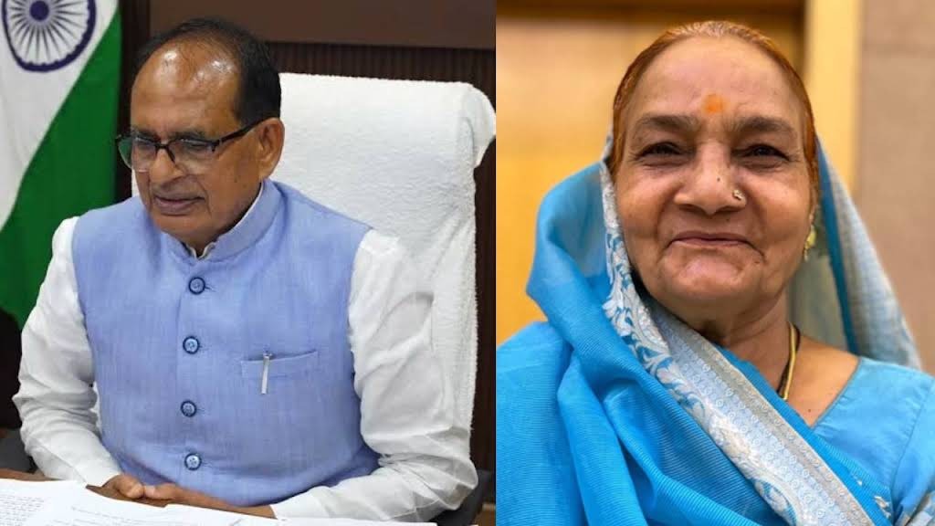 Shivraj Singh Chouhan Mother Death: केंद्रीय कृषि मंत्री शिवराज सिंह चौहान की माता काशी बाई का निधन हो गया है। वह 76 वर्ष की थीं। उनके निधन के बाद केंद्रीय मंत्री का छत्तीसगढ़ दौरा रद्द कर दिया गया है। मुख्यमंत्री विष्णु देव साय ने काशी बाई के निधन पर शोक व्यक्त करते हुए शिवराज सिंह चौहान और उनके परिवार के प्रति संवेदनाएं जताई हैं।