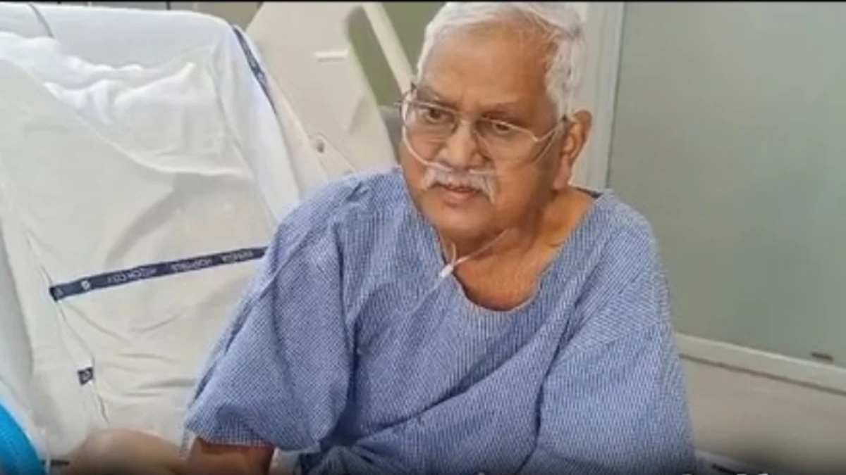 दुर्ग। Domanlal Korsewada Death: अहिवारा विधानसभा क्षेत्र से भाजपा विधायक डोमनलाल कोर्सेवाड़ा का 78 वर्ष की आयु में निधन हो गया। वे पिछले कुछ समय से फेफड़ों की बीमारी से पीड़ित थे और हैदराबाद के यशोदा अस्पताल में उनका इलाज चल रहा था। उनके निधन से प्रदेशभर में शोक की लहर है। आज शनिवार को अंतिम संस्कार होगा।